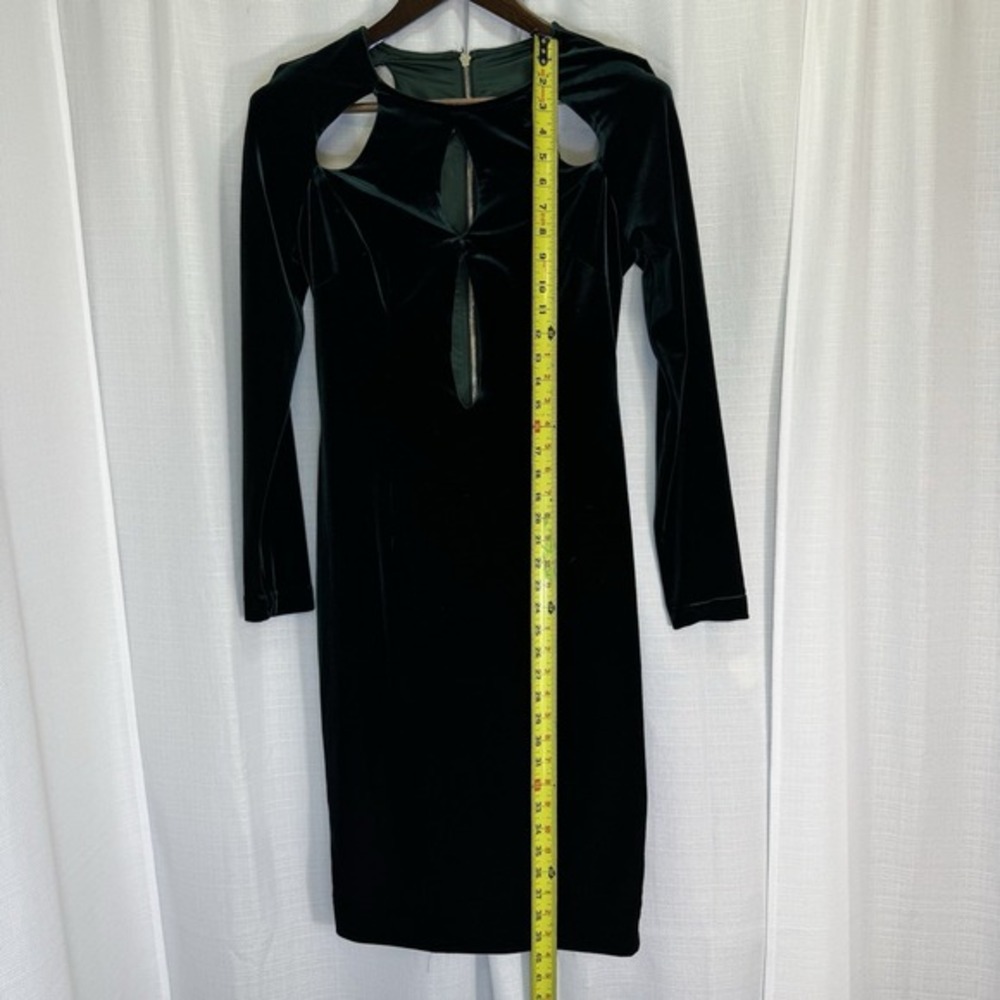 NWOT House of CB Women's Denara Green Velvet Dress Large Bodycon Cut Out Party - Picture 13 of 16